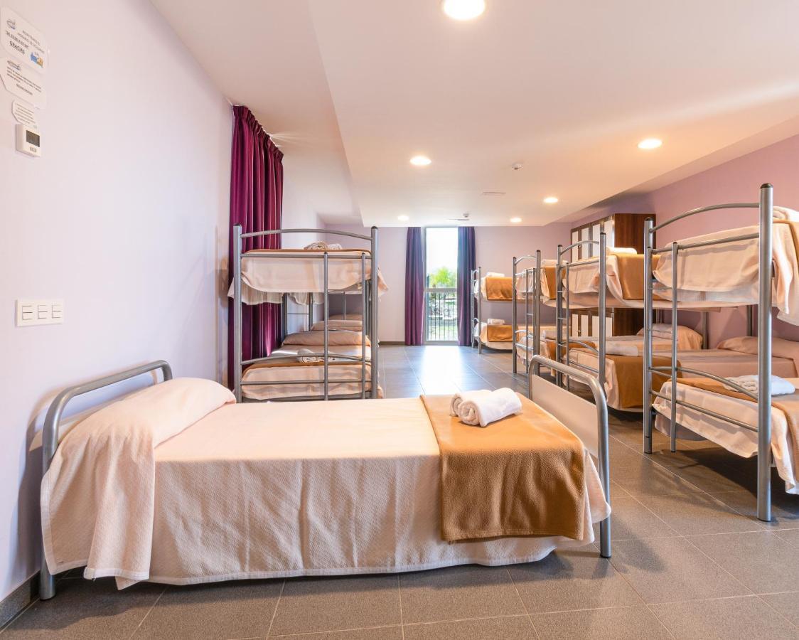 סייה Albergue "El Rio" מראה חיצוני תמונה